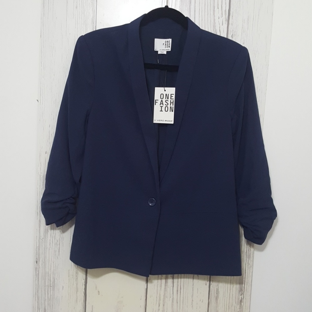 💥NWT Navy Blazer